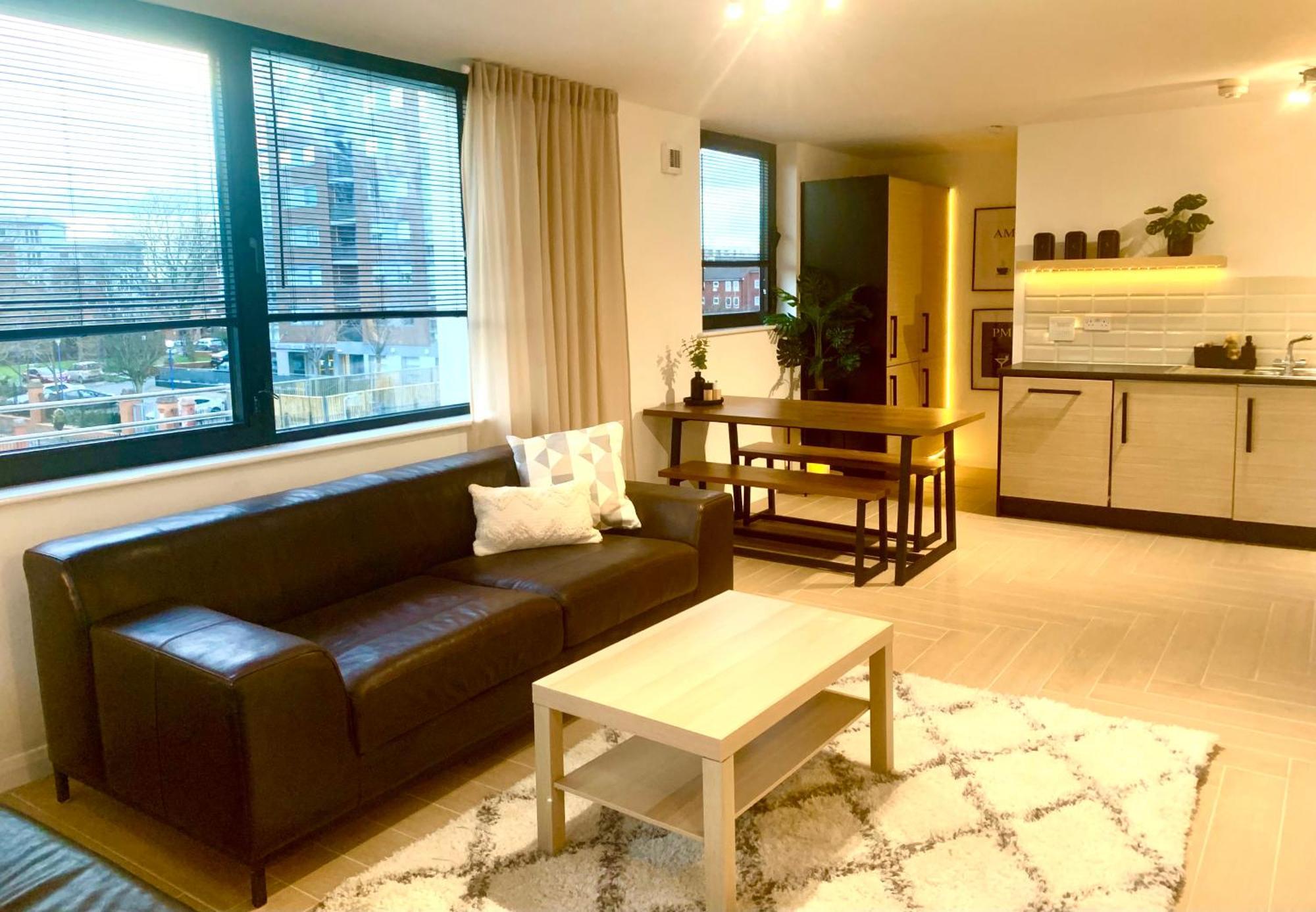 Large Stylish 3 Bedroom City Centre Apartment Free Secure Parking Liverpool Esterno foto